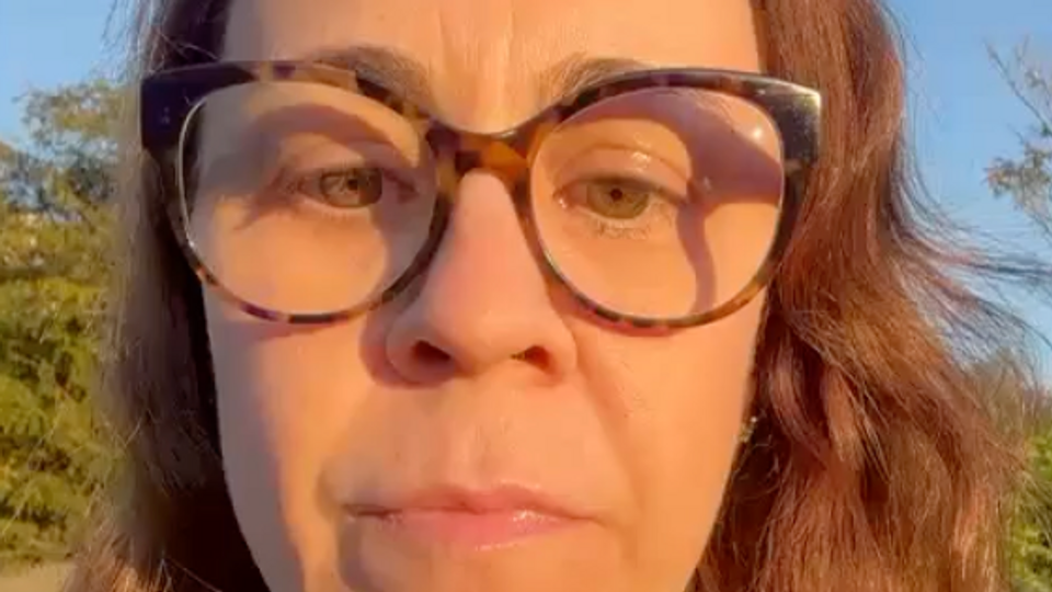 Claudia Carneiro, 53